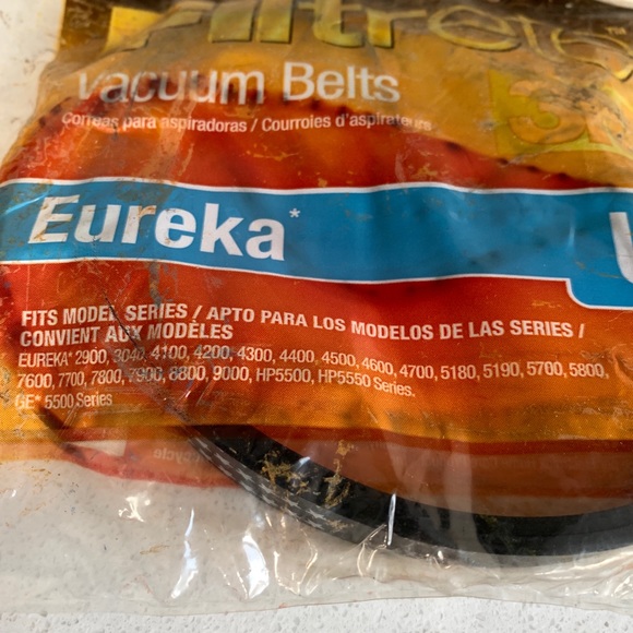 Total Qty (6) 3M Filtrete [67312A Eureka Type U] Replacement Vacuum Belts - Picture 3 of 3